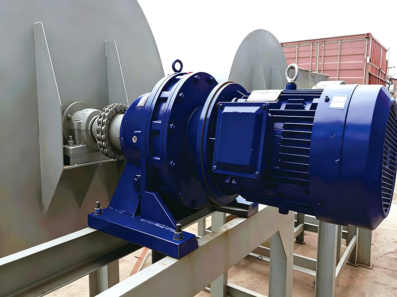 某水泥厂搅拌机永磁同步磁阻电机 LLCZ-280-4 200KW